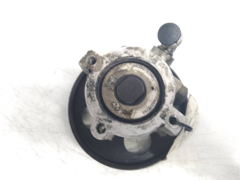Recambio de bomba direccion para citroen xsara berlina 1.8i 16v exclusiv referencia OEM IAM 9636676280 26078793  Recambio de bomba direccion para citroen xsara berlina 1.8i 16v exclusiv referencia OEM IAM 9636676280 26078793