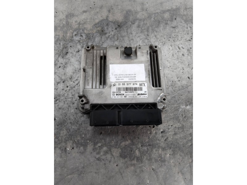 Recambio de centralita motor uce para opel astra j lim. cosmo referencia OEM IAM 0281017452 55577674 55575350