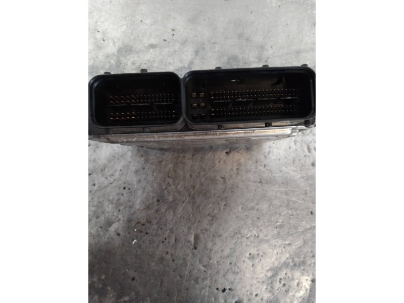 Recambio de centralita motor uce para opel astra j lim. cosmo referencia OEM IAM 0281017452 55577674 55575350