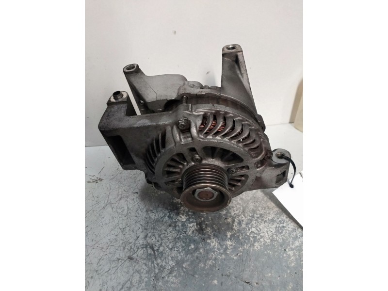 Recambio de alternador para mazda 3 berlina (bk) 2.0 sportive referencia OEM IAM LF50  
