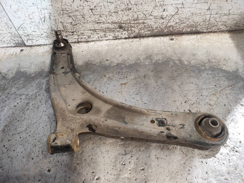Recambio de brazo suspension inferior delantero derecho para citroen c-crosser exclusive referencia OEM IAM   