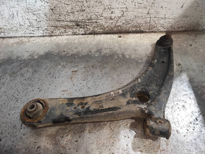Recambio de brazo suspension inferior delantero izquierdo para citroen c-crosser exclusive referencia OEM IAM   
