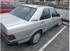 mercedes clase c (w201) berlina del año 1988 2
