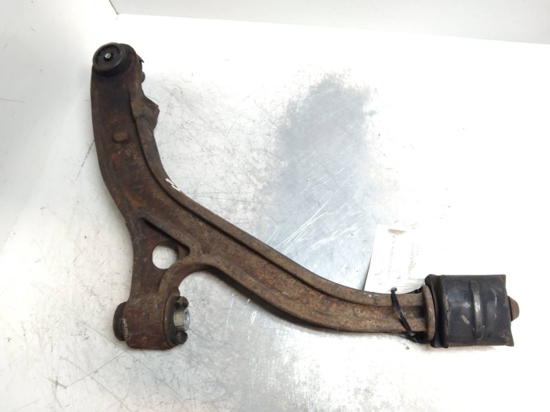 Recambio de brazo suspension inferior delantero izquierdo para chrysler town contry 3.8 referencia OEM IAM 4684097  