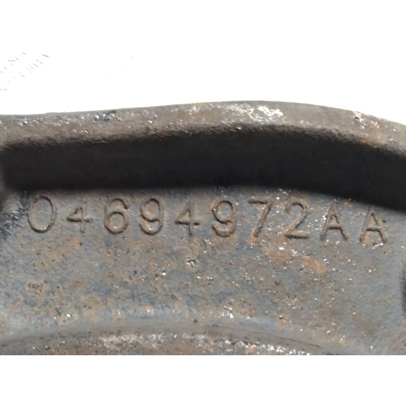 Recambio de brazo suspension inferior delantero derecho para chrysler voyager (rg) 3.3 grand voyager limited awd referencia OEM 