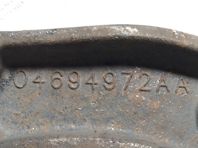 Recambio de brazo suspension inferior delantero derecho para chrysler voyager (rg) 3.3 grand voyager limited awd referencia OEM 