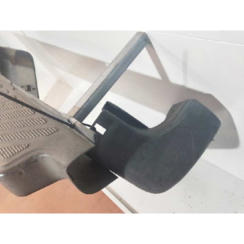 Recambio de paragolpes trasero para ford transit caja cerrada ´06 ft 260 k (corto) lkw (camion) referencia OEM IAM   