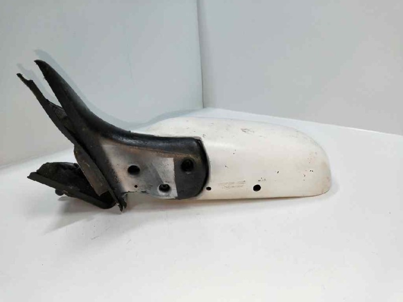 Recambio de retrovisor izquierdo para hyundai accent (x3) 1.3 cat referencia OEM IAM   MANUAL