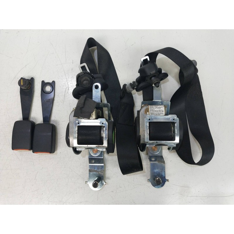 Recambio de juego cinturones delantero para opel agila 1.2 16v cat (z 12 xe / lw4) referencia OEM IAM   5P