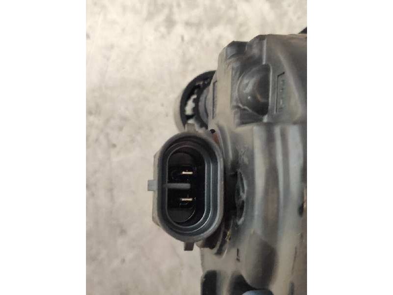 Recambio de faro antiniebla izquierdo para bmw x3 (e83) 2.0d referencia OEM IAM   