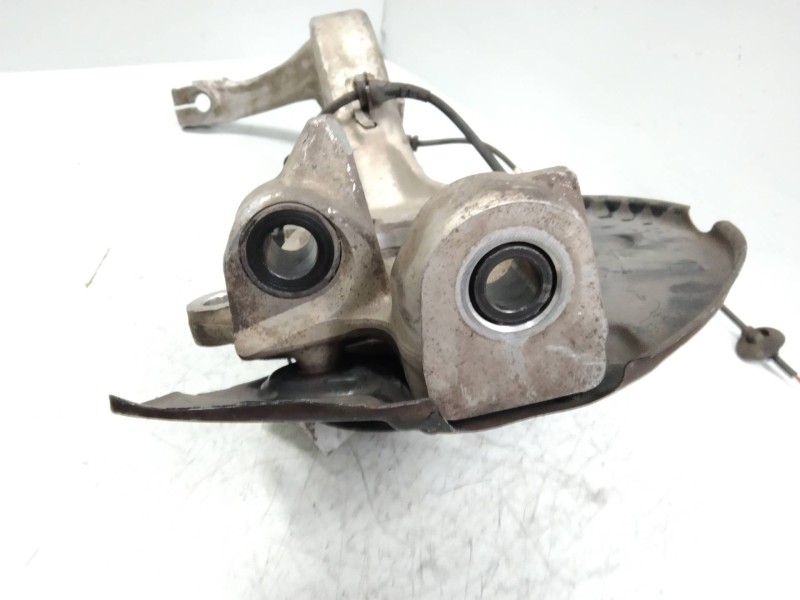 Recambio de mangueta delantera derecha para audi a4 avant (8e) 1.8 20v turbo referencia OEM IAM   