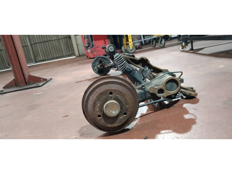 Recambio de puente trasero para peugeot 106 (s2) kid referencia OEM IAM  TAMBOR 3T 
