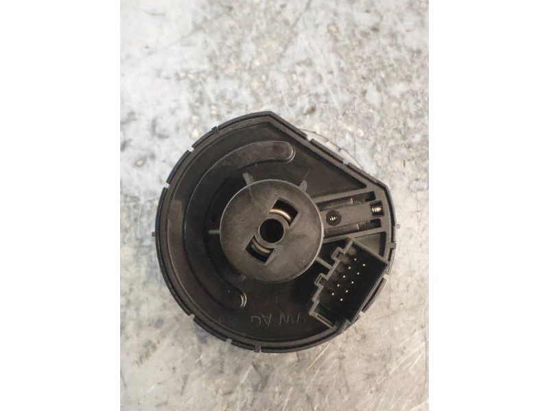 Recambio de mando luces para volkswagen polo (6c1) 1.4 tdi referencia OEM IAM 5G0941431 10112676 
