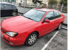 nissan primera berlina (p11) del año 2000