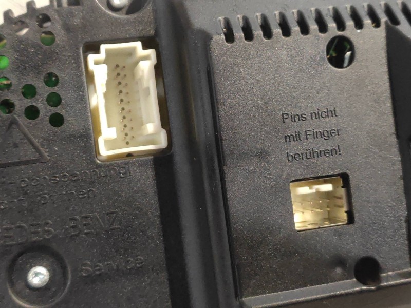 Recambio de cuadro instrumentos para mercedes clase cl (w216) coupe 500 4-matic (216.386) referencia OEM IAM 0263650266 A2219008