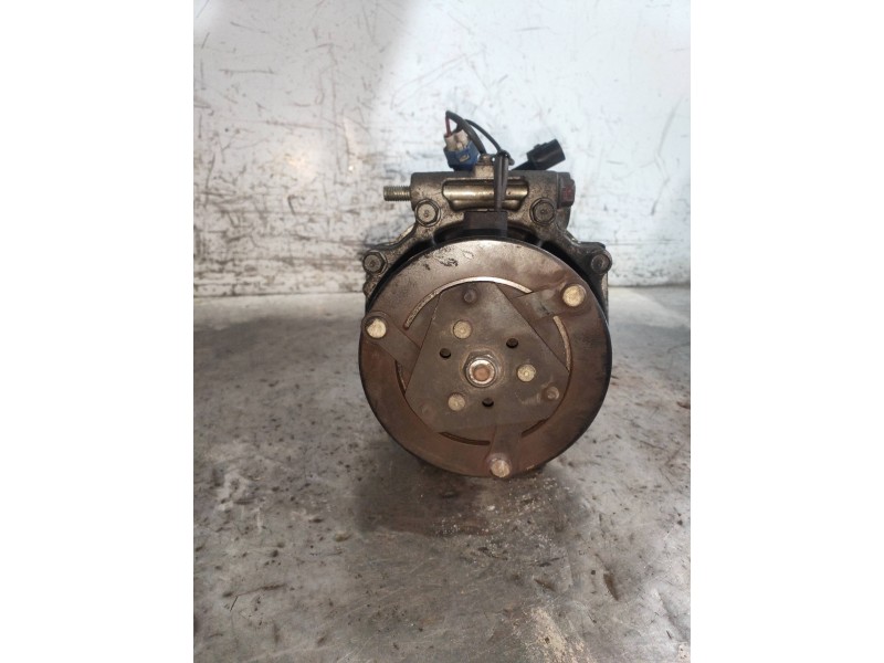 Recambio de compresor aire acondicionado para citroen c-crosser exclusive referencia OEM IAM MSC90CAS AKH200A221 7813A091