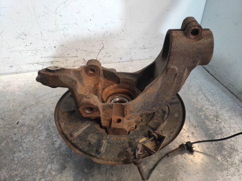 Recambio de mangueta trasera izquierda para land rover freelander (lr2) 2.2 td4 referencia OEM IAM   