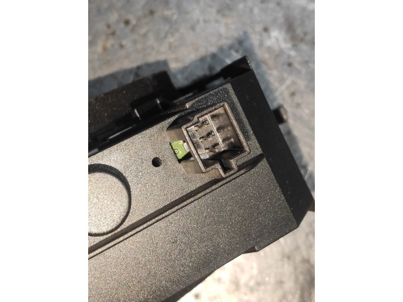 Recambio de mando multifuncion para mercedes clase cl (w216) coupe 500 4-matic (216.386) referencia OEM IAM A2218215651  