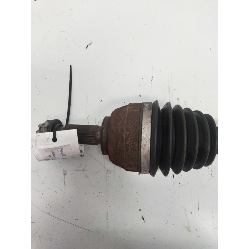Recambio de transmision delantera izquierda para renault megane ii classic berlina 2.0 referencia OEM IAM 8200285909  