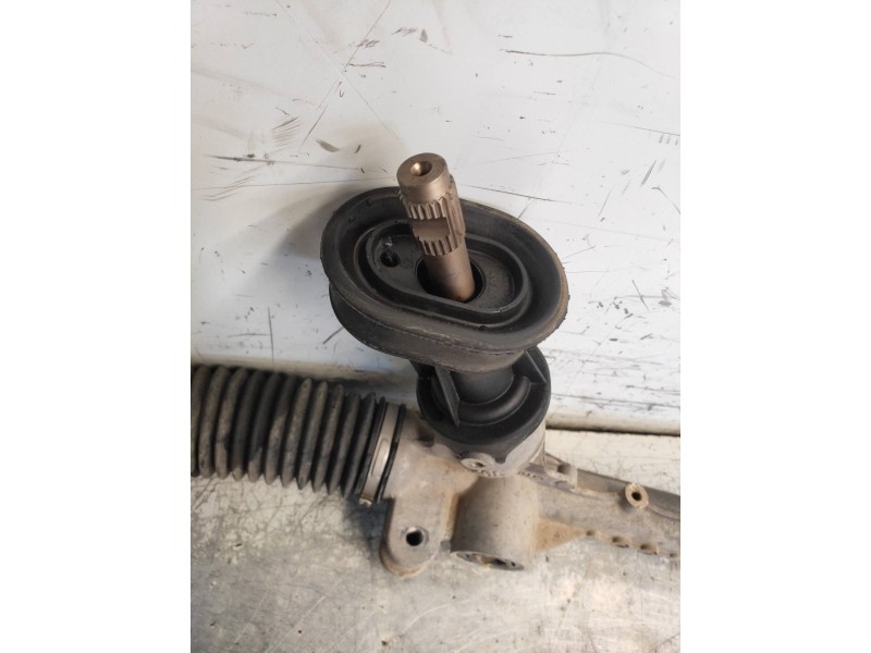 Recambio de cremallera direccion para volkswagen polo (6c1) 1.4 tdi referencia OEM IAM 6C1423057R 59261079 6900003289