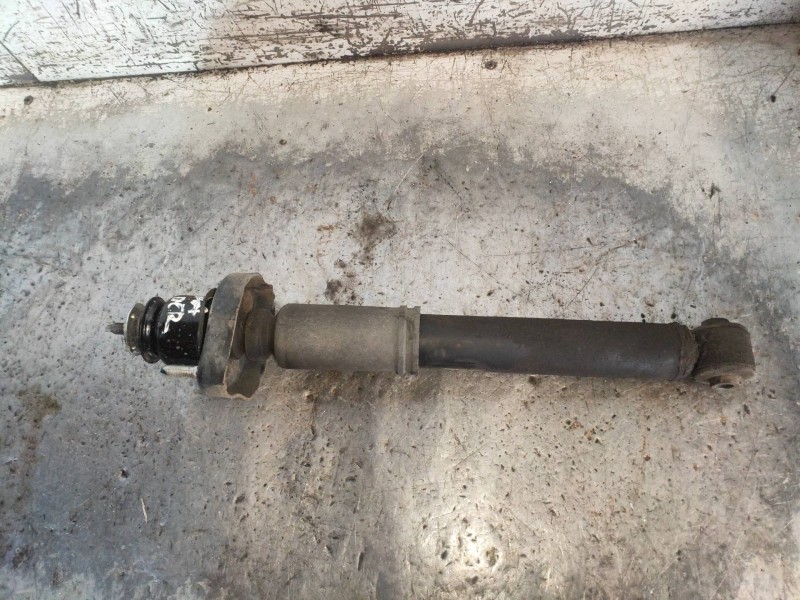 Recambio de amortiguador trasero derecho para citroen c-crosser exclusive referencia OEM IAM   