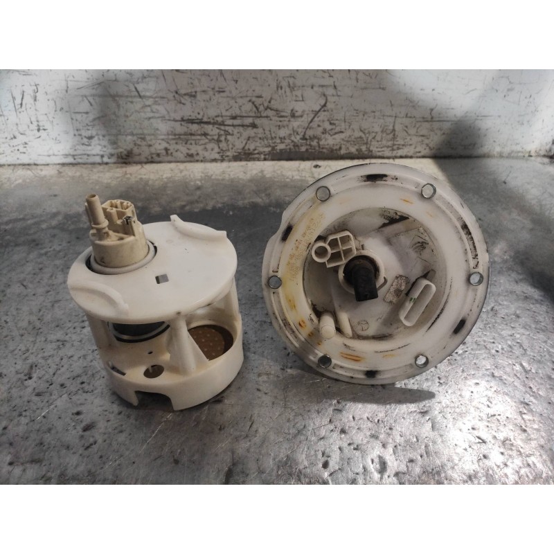 Recambio de bomba combustible para mercedes clase cl (w216) coupe 500 4-matic (216.386) referencia OEM IAM A2214701390  