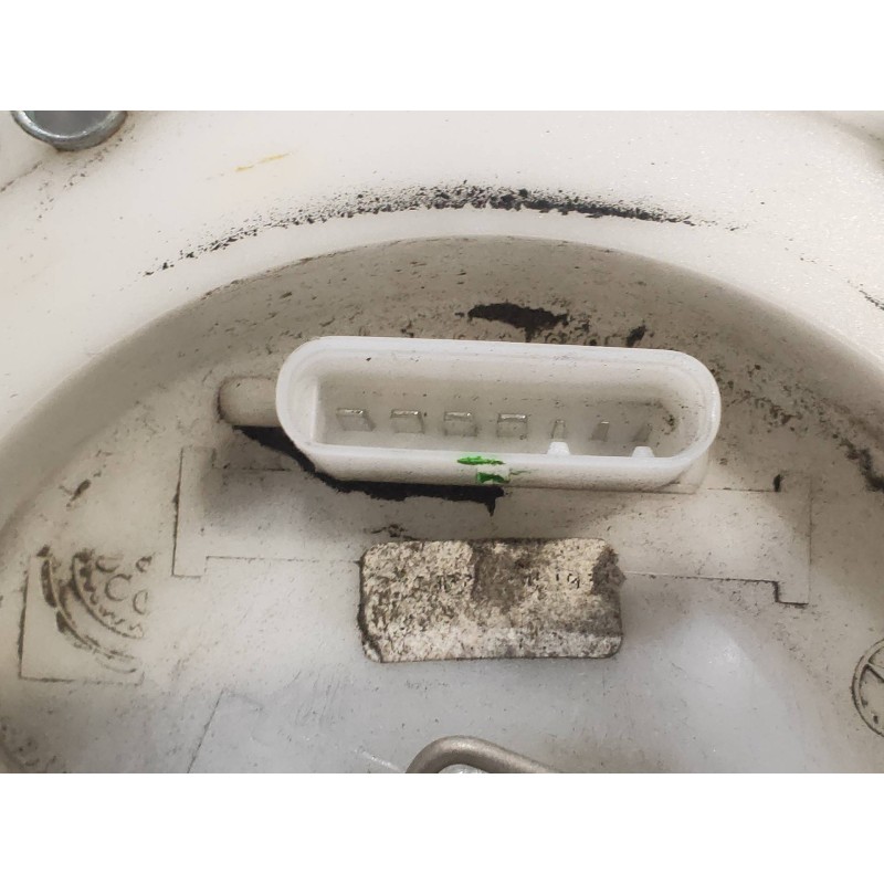 Recambio de bomba combustible para mercedes clase cl (w216) coupe 500 4-matic (216.386) referencia OEM IAM A2214701390  