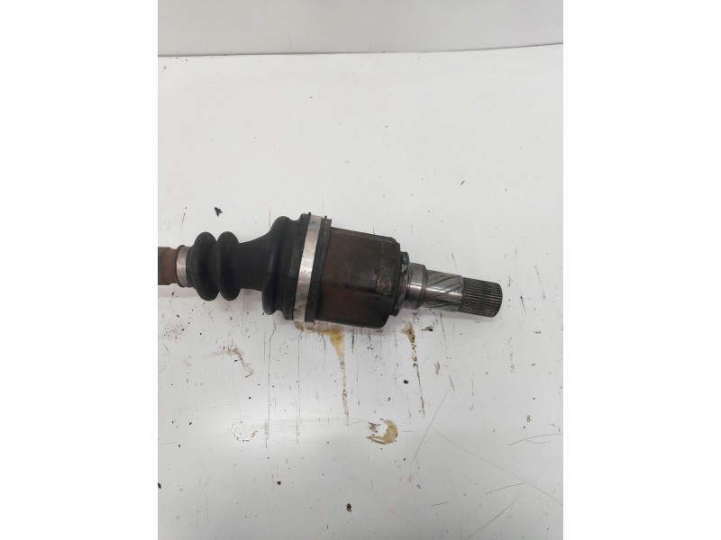 Recambio de transmision delantera izquierda para renault scenic ii 1.9 dci diesel referencia OEM IAM 8200198016  