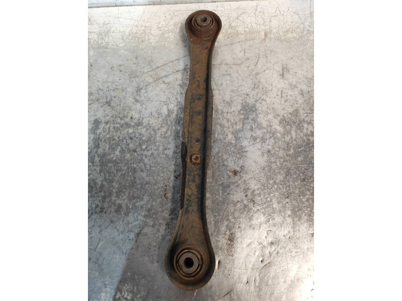 Recambio de brazo suspension superior trasero derecho para land rover freelander (lr2) 2.2 td4 referencia OEM IAM   