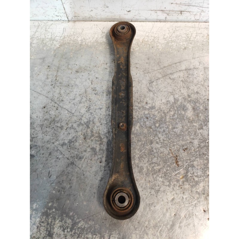 Recambio de brazo suspension superior trasero izquierdo para land rover freelander (lr2) 2.2 td4 referencia OEM IAM   