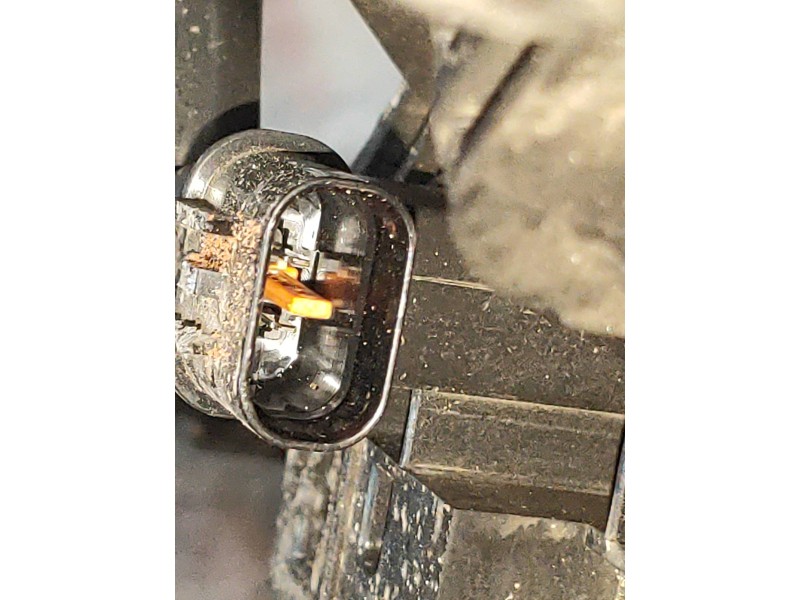 Recambio de electroventilador para citroen c-crosser exclusive referencia OEM IAM 3R020M8Y12  