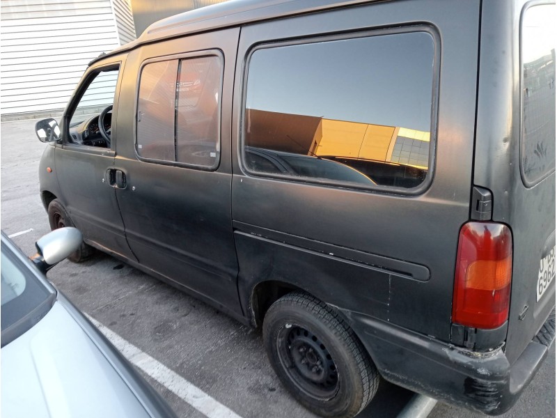 nissan vanette cargo del año 1996