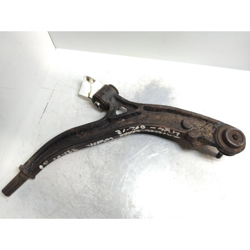 Recambio de brazo suspension inferior delantero derecho para chrysler voyager (rg) 2.5 crd se grand voyager referencia OEM IAM 0