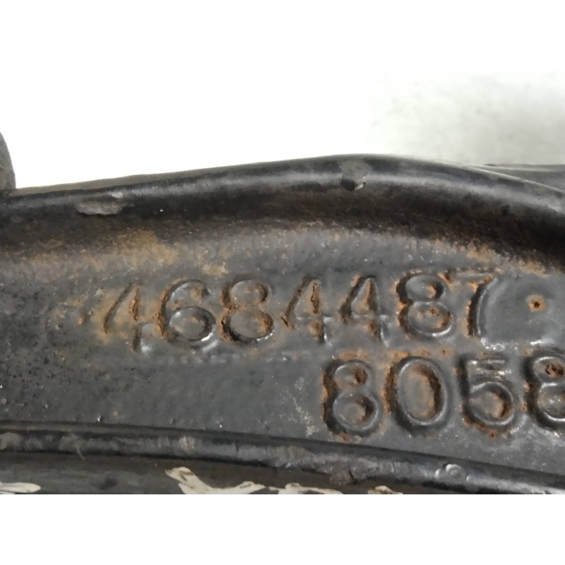 Recambio de brazo suspension inferior delantero izquierdo para chrysler voyager (es) referencia OEM IAM 4684487  