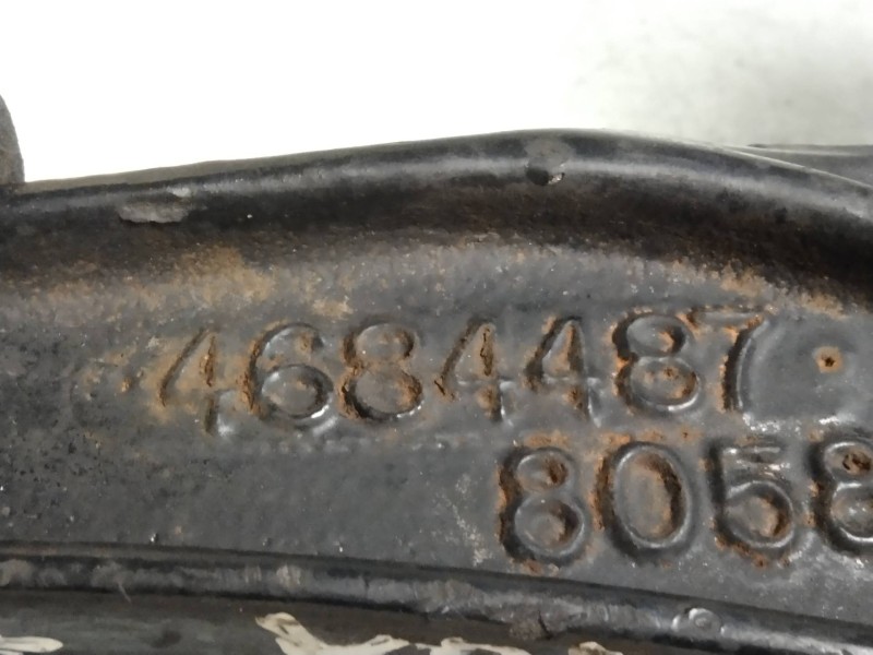 Recambio de brazo suspension inferior delantero izquierdo para chrysler voyager (es) referencia OEM IAM 4684487  