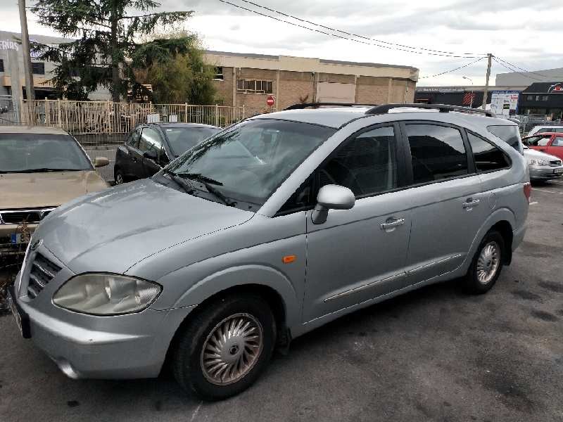 ssangyong rodius del año 2005