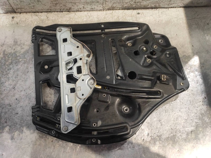 Recambio de elevalunas trasero derecho para mercedes clase cl (w216) coupe 500 4-matic (216.386) referencia OEM IAM A2166700203 