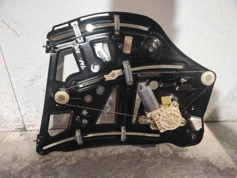 Recambio de elevalunas trasero derecho para mercedes clase cl (w216) coupe 500 4-matic (216.386) referencia OEM IAM A2166700203 