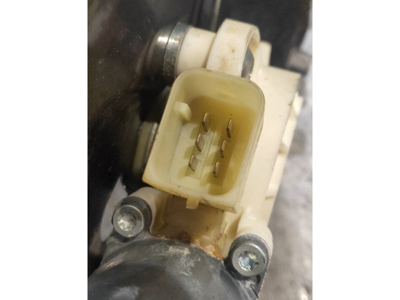 Recambio de elevalunas trasero derecho para mercedes clase cl (w216) coupe 500 4-matic (216.386) referencia OEM IAM A2166700203 