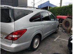 ssangyong rodius del año 2005 2