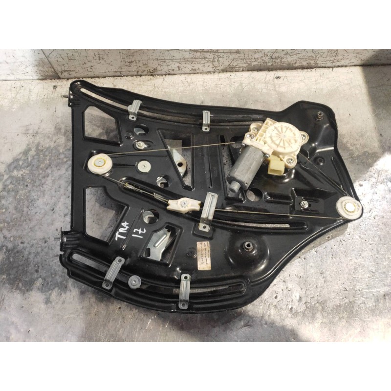 Recambio de elevalunas trasero izquierdo para mercedes clase cl (w216) coupe 500 4-matic (216.386) referencia OEM IAM A216670103