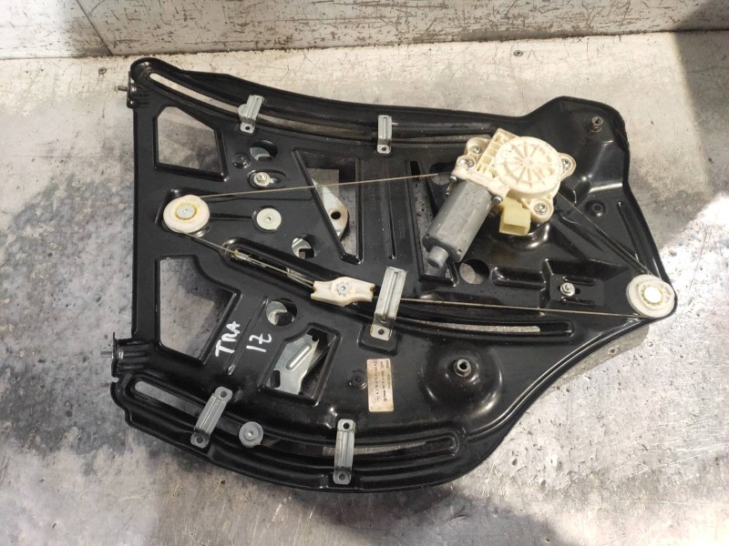 Recambio de elevalunas trasero izquierdo para mercedes clase cl (w216) coupe 500 4-matic (216.386) referencia OEM IAM A216670103