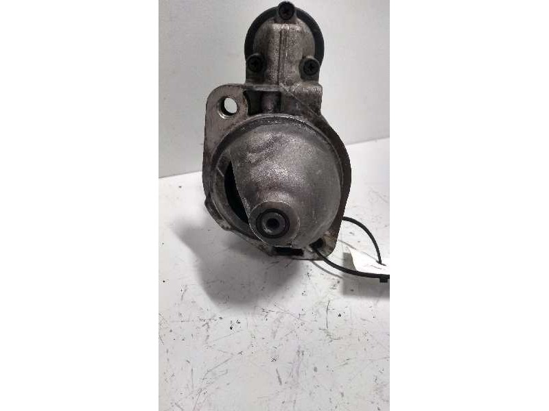 Recambio de motor arranque para audi a6 avant (c4) 2.5 tdi referencia OEM IAM 0001121115 BOSCH  Recambio de motor arranque para audi a6 avant (c4) 2.5 tdi referencia OEM IAM 0001121115 BOSCH