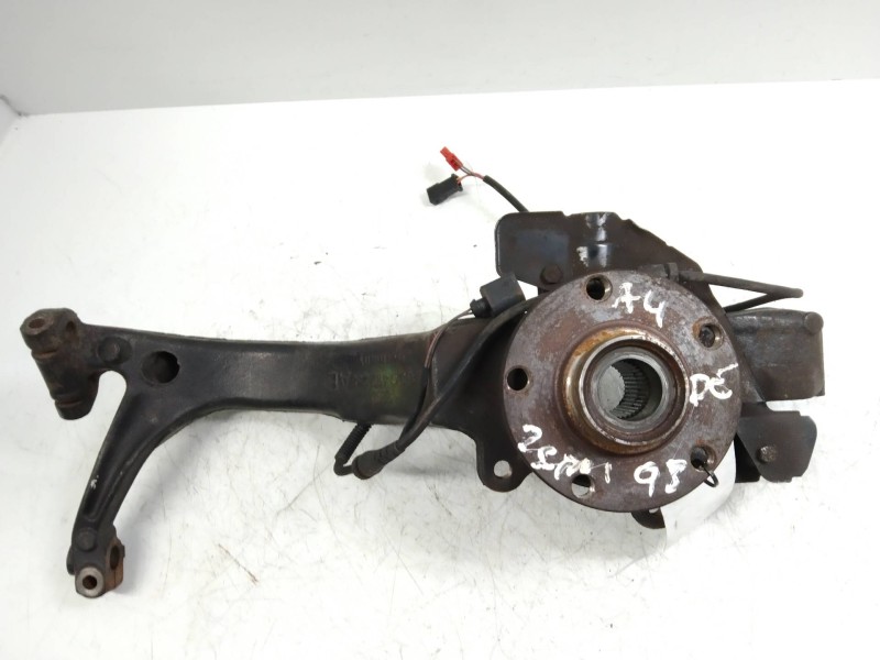 Recambio de mangueta delantera derecha para audi a4 berlina (b5) 2.5 tdi referencia OEM IAM   