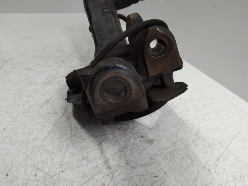 Recambio de mangueta delantera derecha para audi a4 berlina (b5) 2.5 tdi referencia OEM IAM   