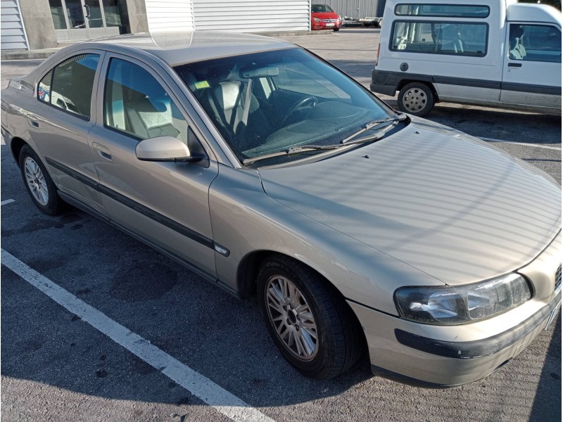 volvo s60 berlina del año 2003