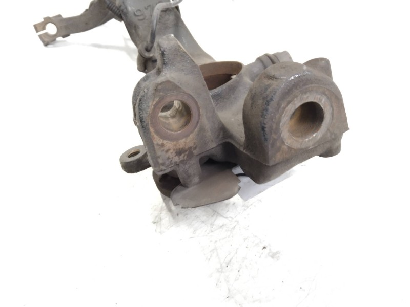 Recambio de mangueta delantera izquierda para audi a4 berlina (b5) 2.4 referencia OEM IAM   