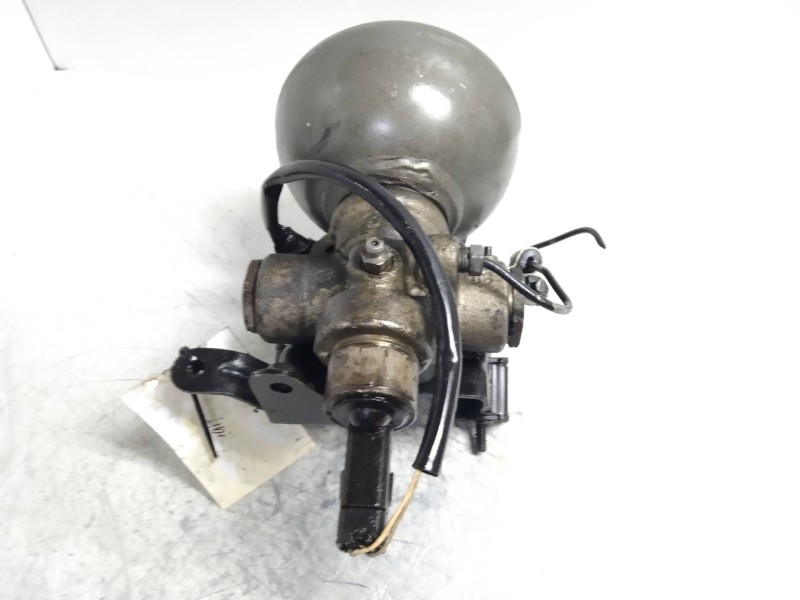 Recambio de bomba suspension para citroen c6 básico referencia OEM IAM 9655235680  