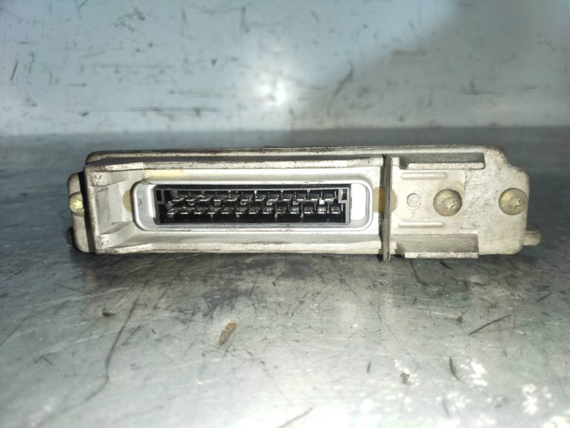 Recambio de centralita motor uce para renault kangoo (f/kc0) authentique referencia OEM IAM R04080010E 7700868300 7700111207