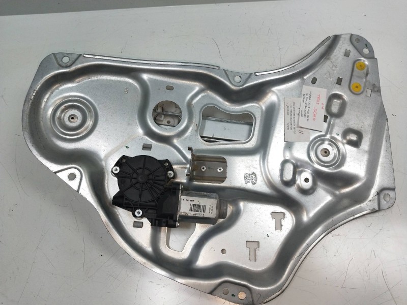 Recambio de elevalunas trasero derecho para hyundai ix35 1.6 cat referencia OEM IAM 402353B  5P